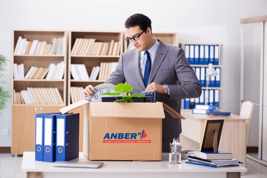 Déménager soi-même ou engager des professionnels