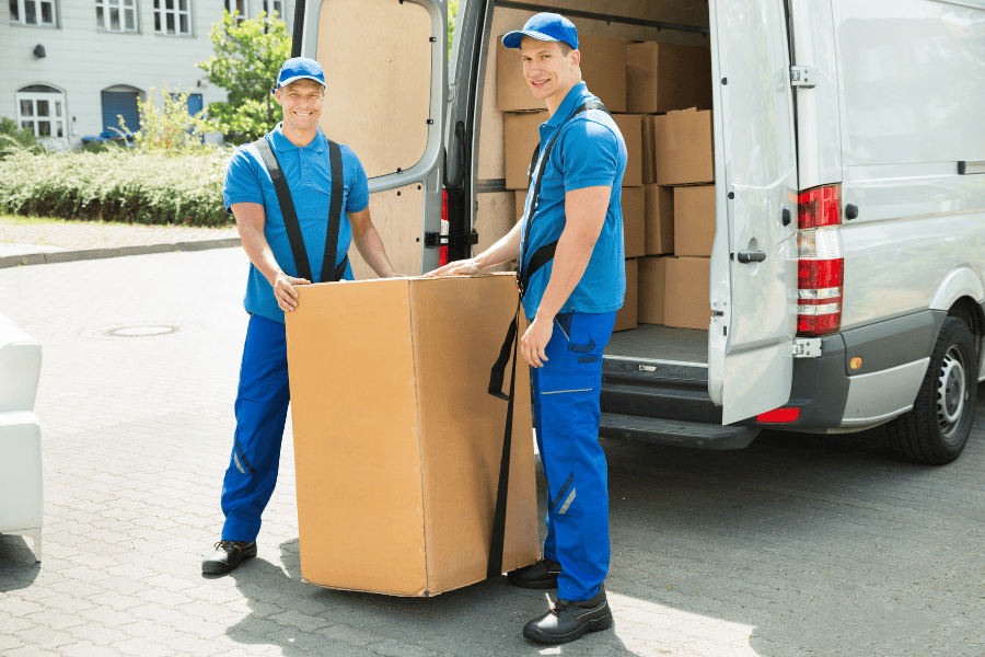 Tips for a Smooth Long Distance Move During Peak Season